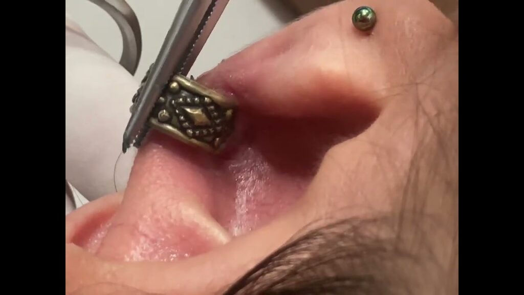 El impacto psicológico de los piercings: ¿Cómo influyen en nuestra ansiedad y bienestar mental? 1 el impacto psicologico de los pi